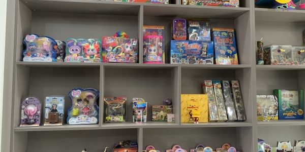 toy-display600x450-r44ty2oklil37yy1hbrkw9au10z10zkaxxoee3rik8